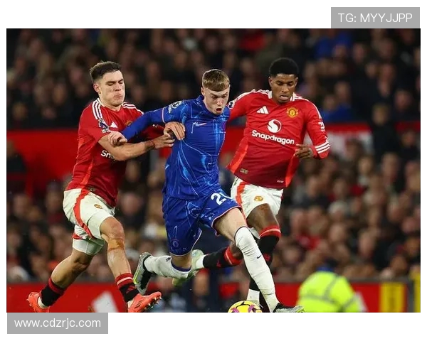 切尔西迎战强敌展开激烈对决,赛场激情四溢期待精彩表现 切尔西迎战强敌展开激烈对决,赛场激情四溢期待精彩表现