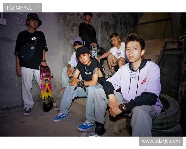 杨军的街舞人生:从热爱到梦想的深度对话与成长之路 杨军的街舞人生:从热爱到梦想的深度对话与成长之路