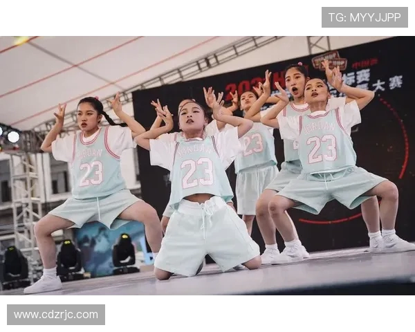 西安飞盘队在世界街舞大赛中的节奏表现引发热议与赞赏